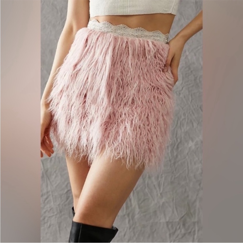 Free people party time skirt new without tags pink faux Mongolian fur